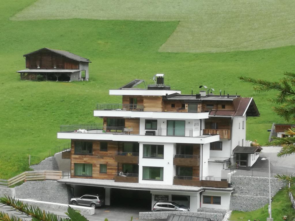 Alps Tux Apartment ภายนอก รูปภาพ